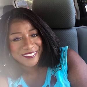 Meet your Posher, Sonia